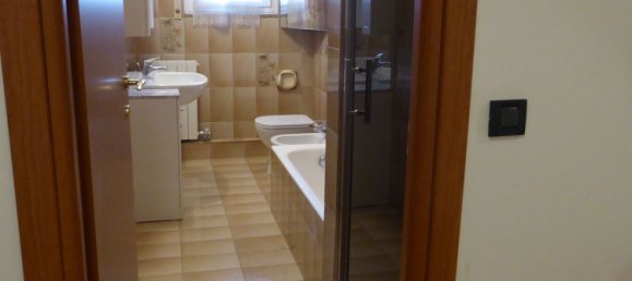 3 rooms Apartment in Solaro, Italy No. 255260 4