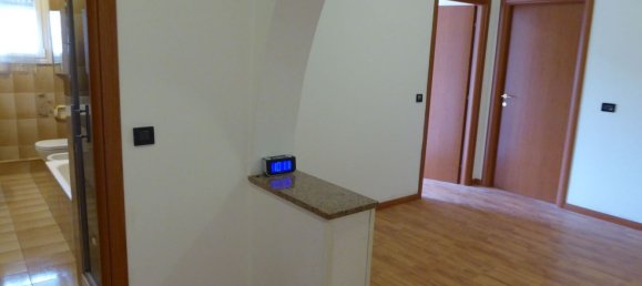 3 rooms Apartment in Solaro, Italy No. 255260 16