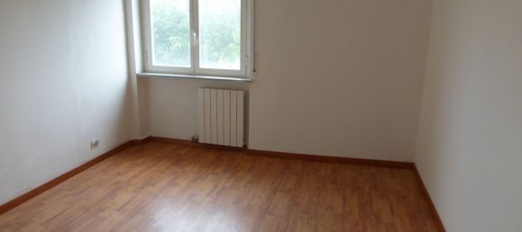 3 rooms Apartment in Solaro, Italy No. 255260 6
