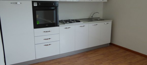 3 rooms Apartment in Solaro, Italy No. 255260 11