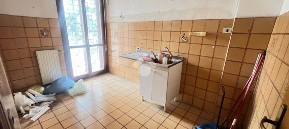 Квартира с 3 комнатами в Веллетри, Италия № 2032 10