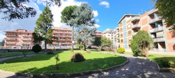 Квартира с 3 комнатами в Веллетри, Италия № 2032 9