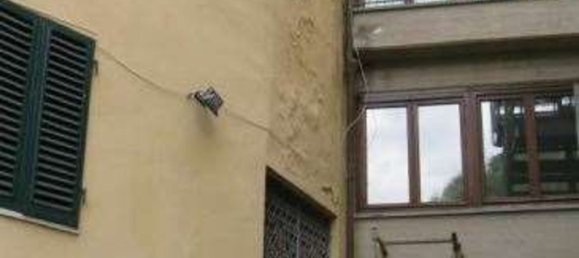  بناية في Bagni di Lucca, Italy 500متر مربع رقم 197070 2