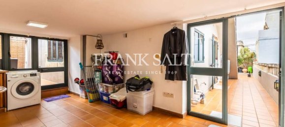 3 bedrooms Bungalow in Swieqi, Malta No. 140 8