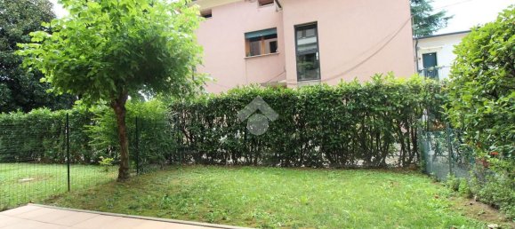 2 rooms Apartment in Vicenza, Italy No. 269478 2