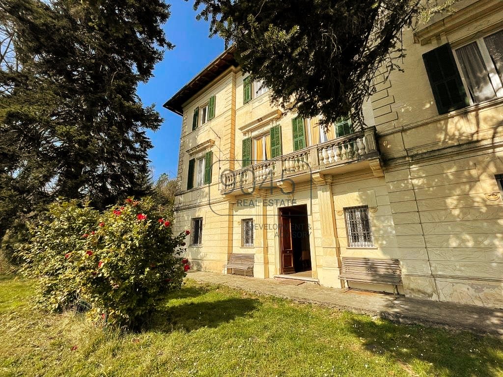 12 bedrooms Villa in Brugnato, Italy No. 404372