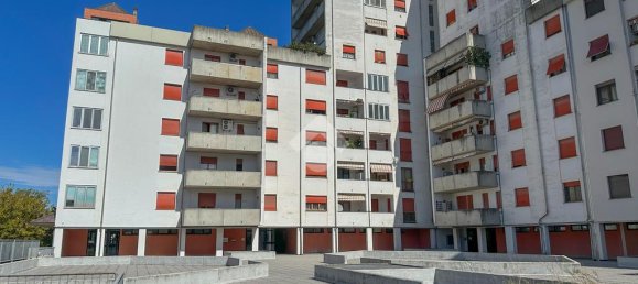 2 chambres Appartement à Parma, Italy No. 310060 3