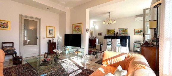 3 bedrooms Apartment in Alba Adriatica, Italy No. 128317 3