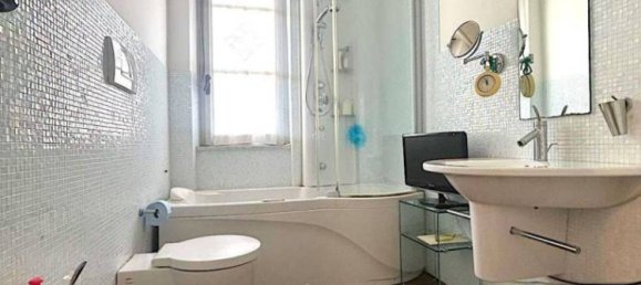 3 bedrooms Apartment in Alba Adriatica, Italy No. 128317 17