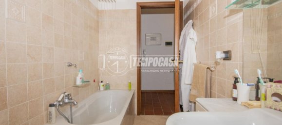 4-Zimmer Haus in Albinea, Italy, Nr. 3084 12