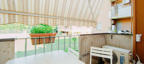 Apartamento de 2 dormitorios en Pavia, Italy No. 286821 19