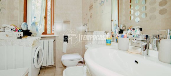 Apartamento de 2 dormitorios en Pavia, Italy No. 286821 21
