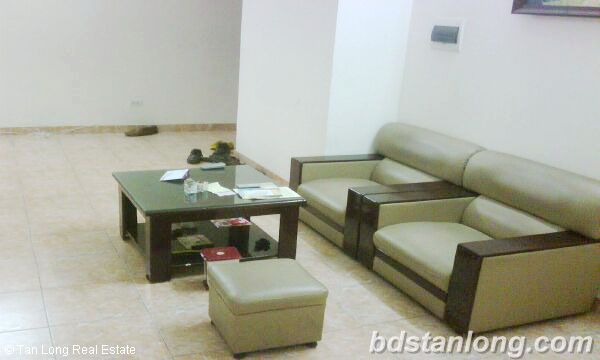Apartamento de 2 dormitorios en Cau Giay, Vietnam No. 6386