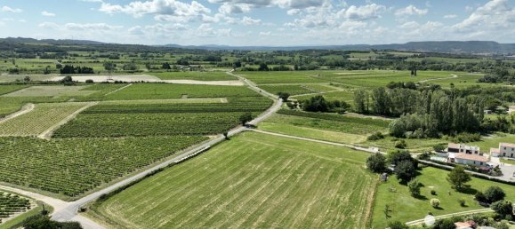 Grundstück in Saint-Genies-de-Comolas, France 725m², Nr. 98783 12