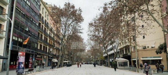Propriété commerciale à Eixample, Spain 105m² No. 129361 5