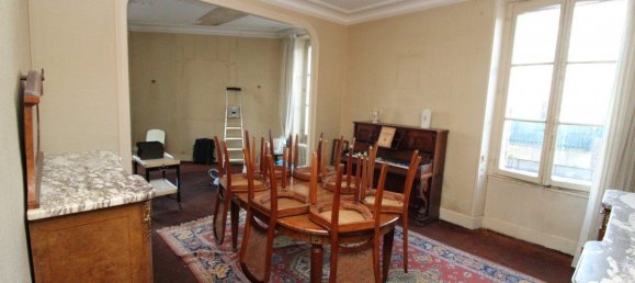 5 chambres Maison à La Loupe, France No. 158624 3