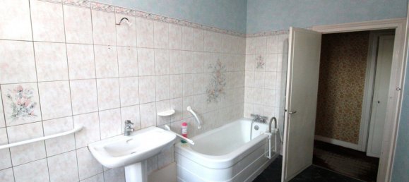 5 chambres Maison à La Loupe, France No. 158624 5