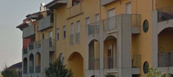2 Schlafzimmer Wohnung in Verona, Italy, Nr. 360042 12