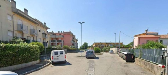 2 Schlafzimmer Wohnung in Verona, Italy, Nr. 360042 15