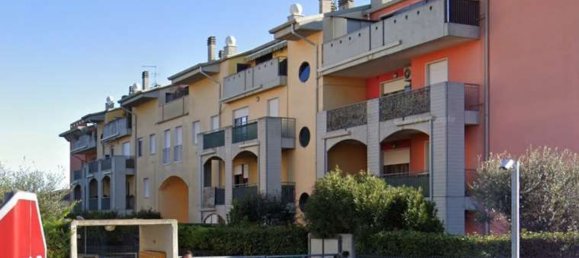 2 Schlafzimmer Wohnung in Verona, Italy, Nr. 360042 3