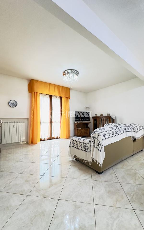 Apartamento de 5 habitaciónes en Ronco Scrivia, Italy No. 147816