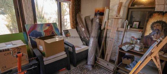 5 bedrooms Villa in Pervolia, Cyprus No. 979 28