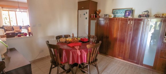 5 bedrooms Villa in Pervolia, Cyprus No. 979 23