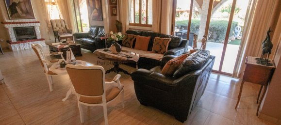 5 bedrooms Villa in Pervolia, Cyprus No. 979 20