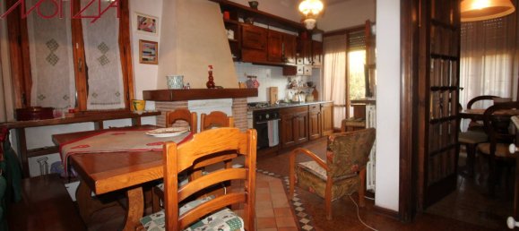 4 Schlafzimmer Villa in Lucca, Italy, Nr. 11674 18