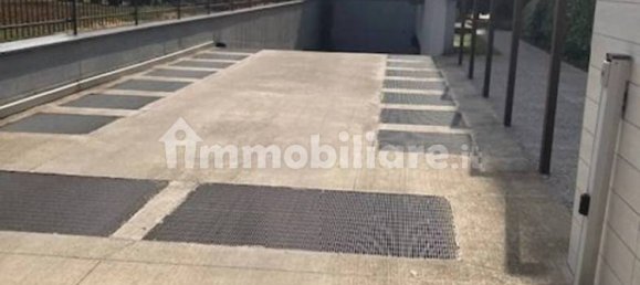 Garaje en Monza, Italy 32 m² No. 59782 7