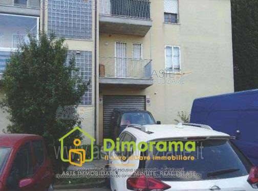 Склад с 1 комнатой в Римини, Италия № 11478