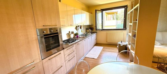 Квартира с 3 комнатами в Озимо, Италия № 283261 8