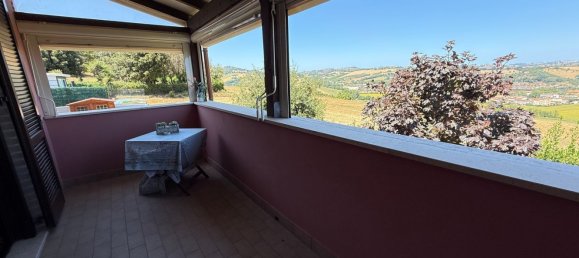 Квартира с 3 комнатами в Озимо, Италия № 283261 16