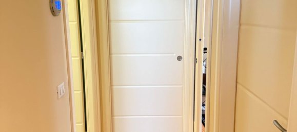 Квартира с 3 комнатами в Озимо, Италия № 283261 36