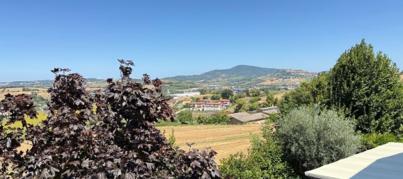 Квартира с 3 комнатами в Озимо, Италия № 283261 20