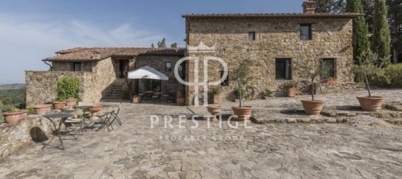 Дом с 10 спальнями в Кастеллина ин Кьянти, Италия № 175885 2