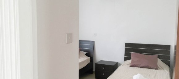 3 bedrooms Villa in Coral Bay, Cyprus No. 22564 8