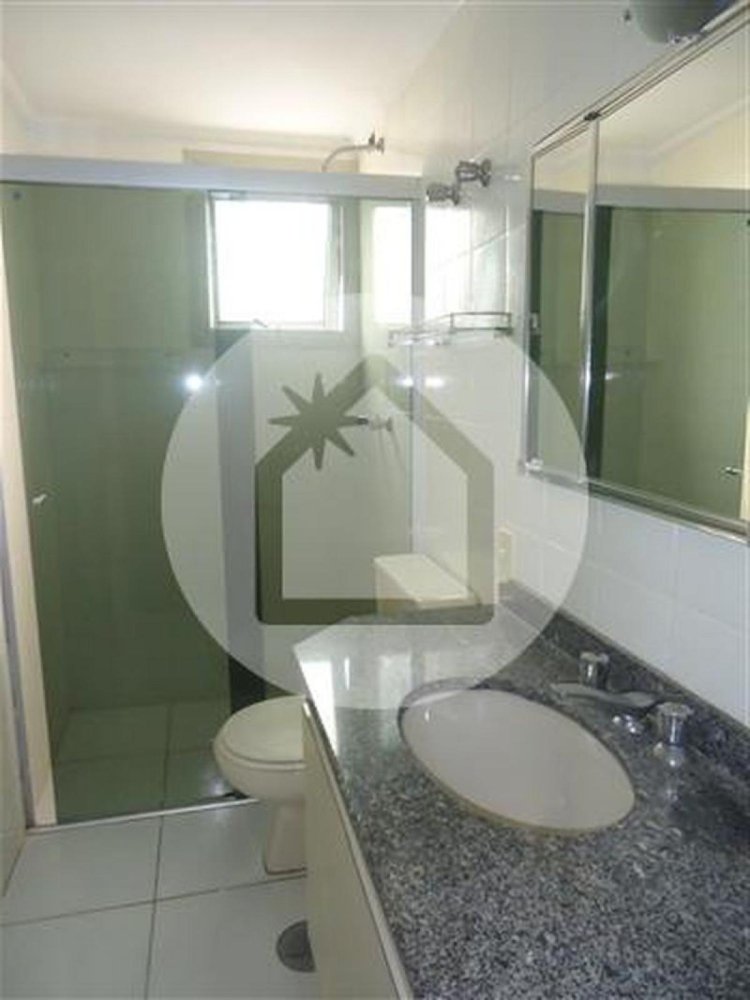 Apartamento de 3 dormitorios en Sao Paulo, Brazil No. 452577