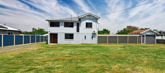 5 bedrooms House in Kingaroy, Australia No. 72 4