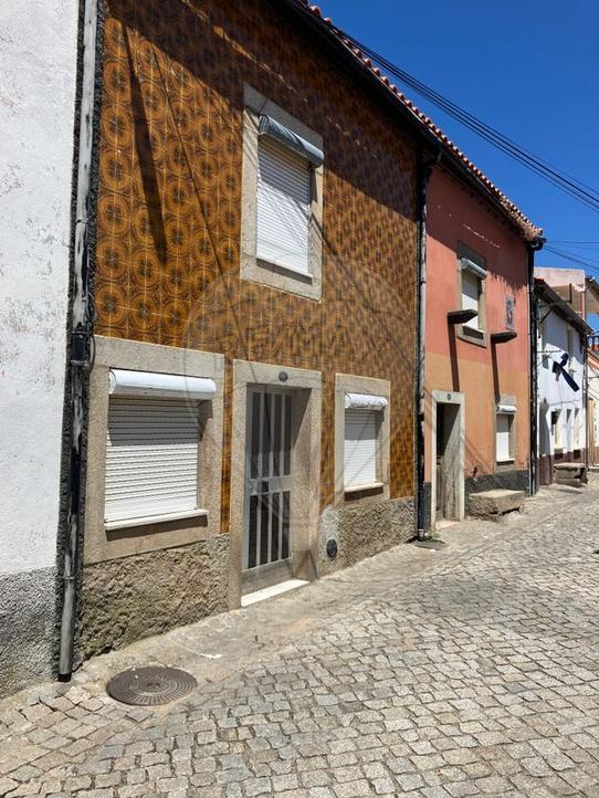 4 غرف نوم منزل في Escalhao, Portugal رقم 182033