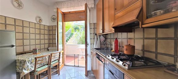 3 bedrooms Apartment in Monteriggioni, Italy No. 374453 3