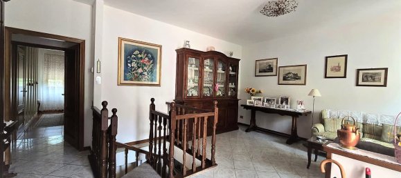 3 bedrooms Apartment in Monteriggioni, Italy No. 374453 7