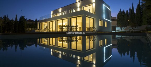 5 bedrooms Villa in Marbella, Spain No. 19599 41