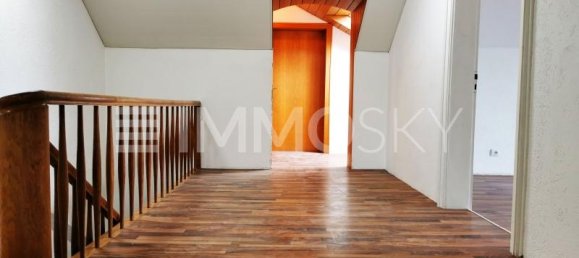 Дом с 7 комнатами в Дингольфинг-Ландау, Германия № 152163 2