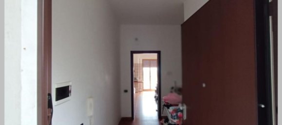 5 rooms Apartment in Gioia Tauro, Italy No. 299914 11