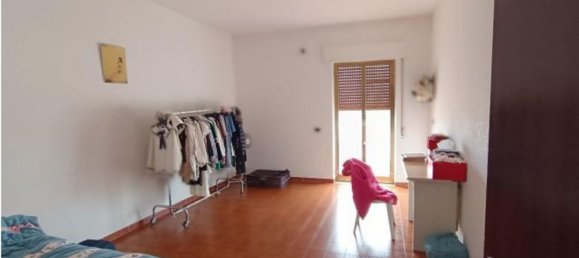 5 rooms Apartment in Gioia Tauro, Italy No. 299914 7