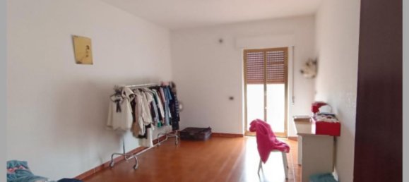 5 rooms Apartment in Gioia Tauro, Italy No. 299914 22