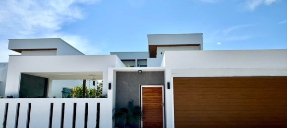 4 bedrooms Villa in Pattaya, Thailand No. 26628 4