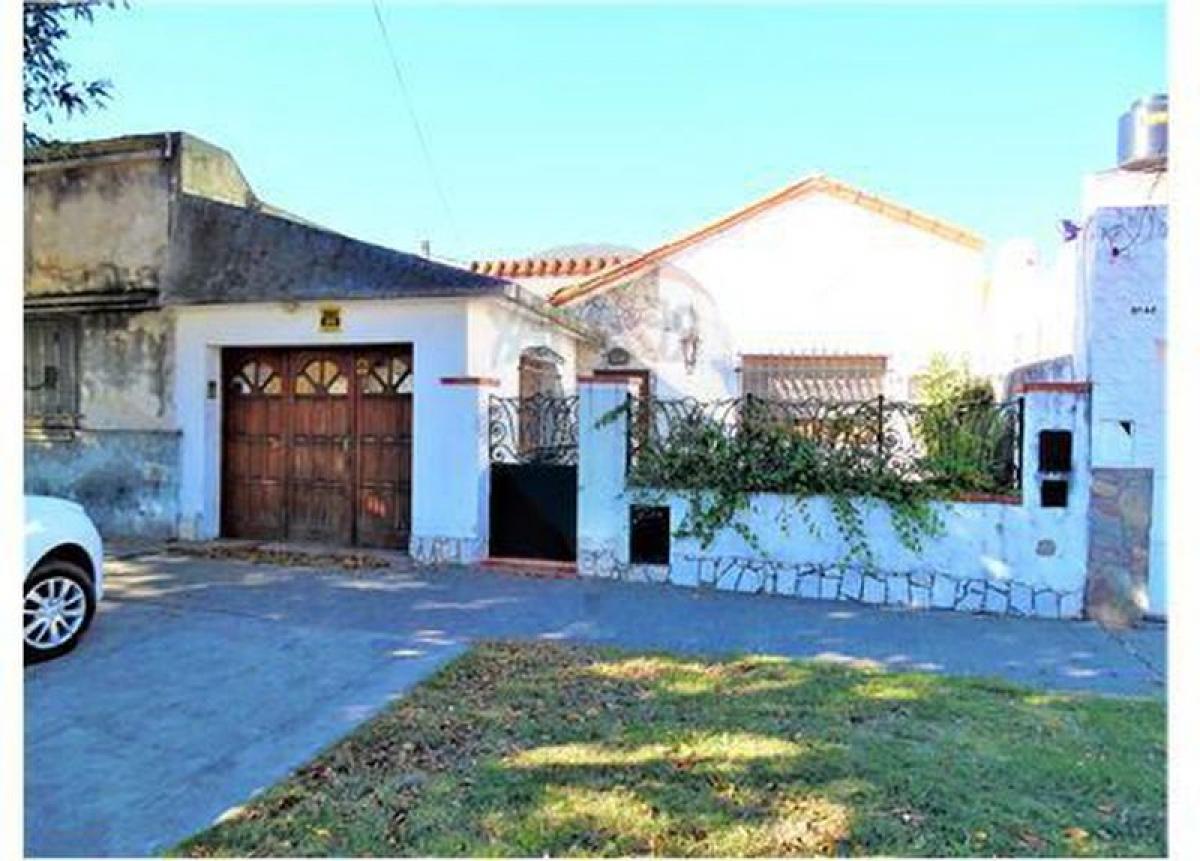 2 bedrooms House in Santa Fe, Argentina No. 64095