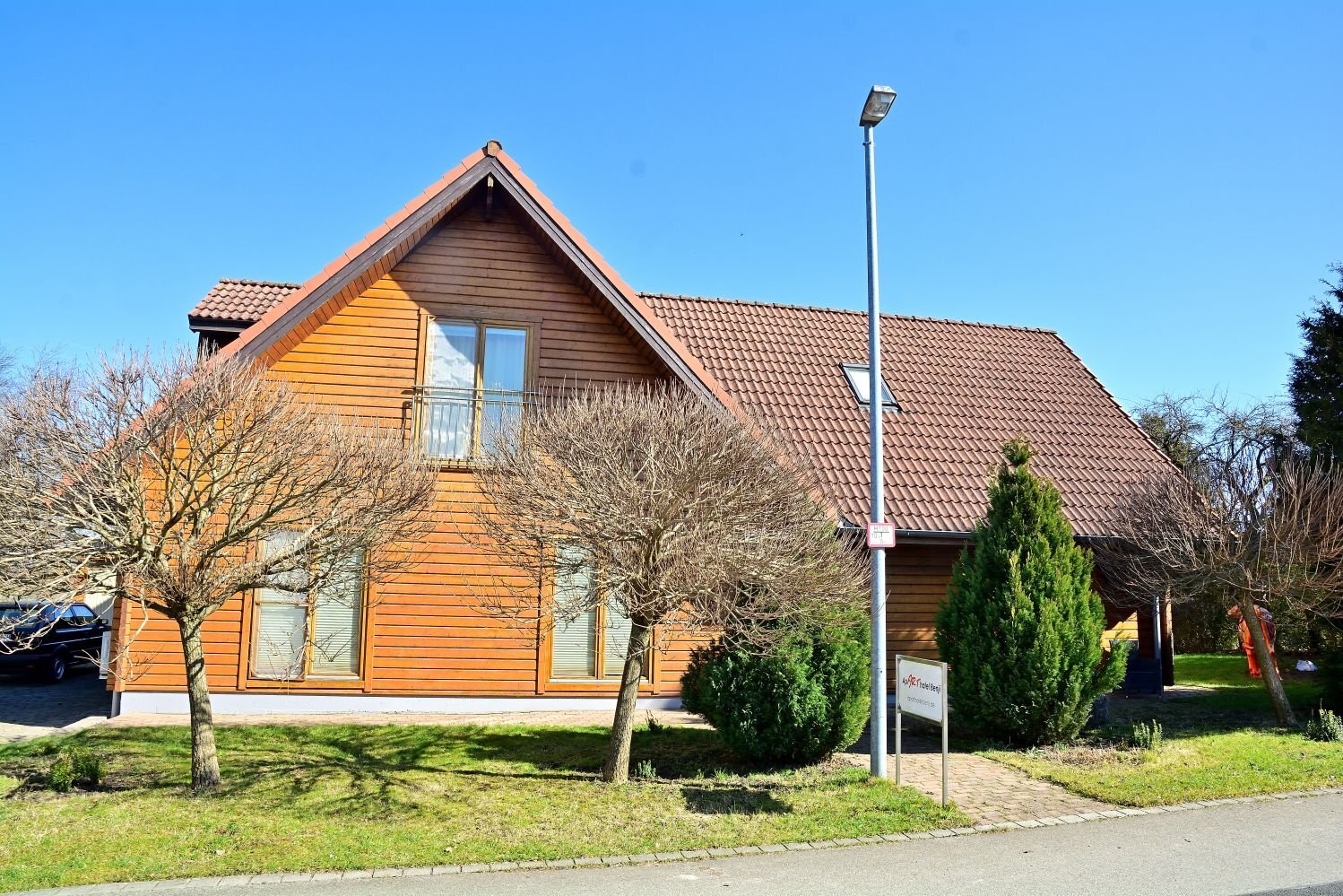 Дом с 7 комнатами в Ансбах, Германия № 57022